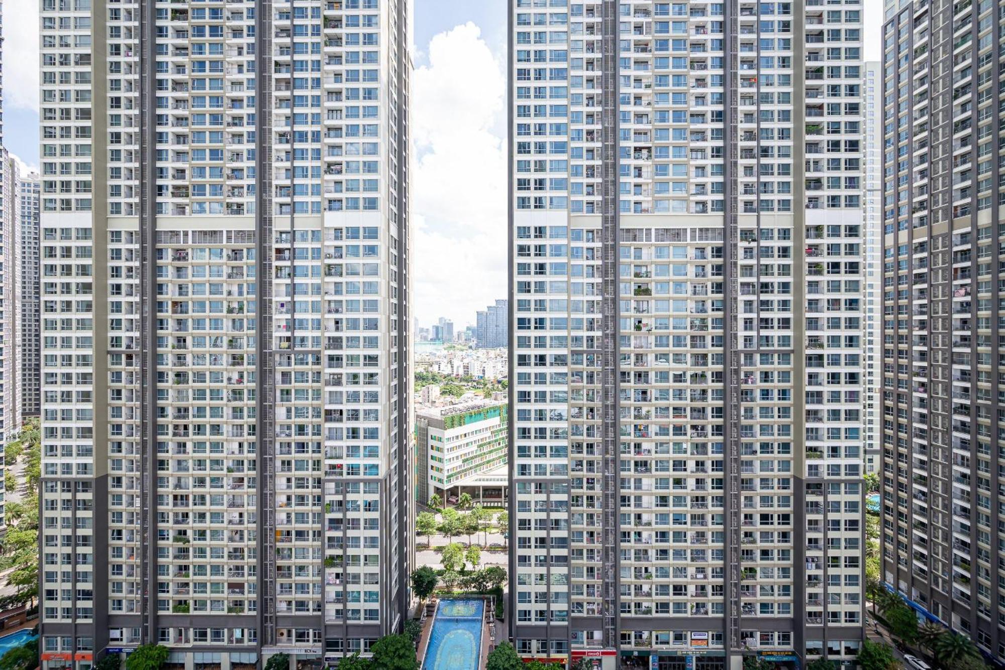 Urban Heights Rentals Landmark 81 Ho Şi Min Exterior foto
