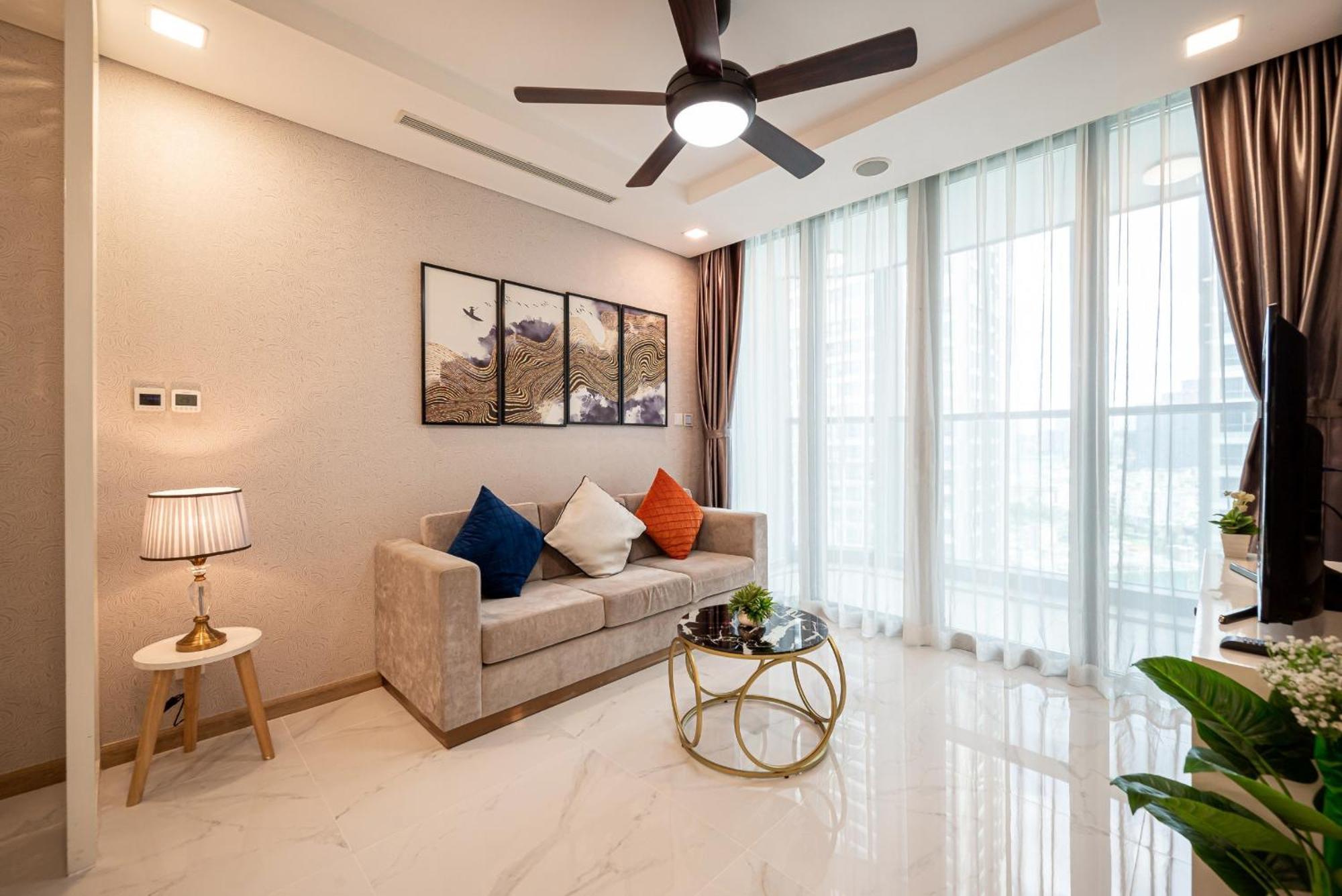 Urban Heights Rentals Landmark 81 Ho Şi Min Exterior foto