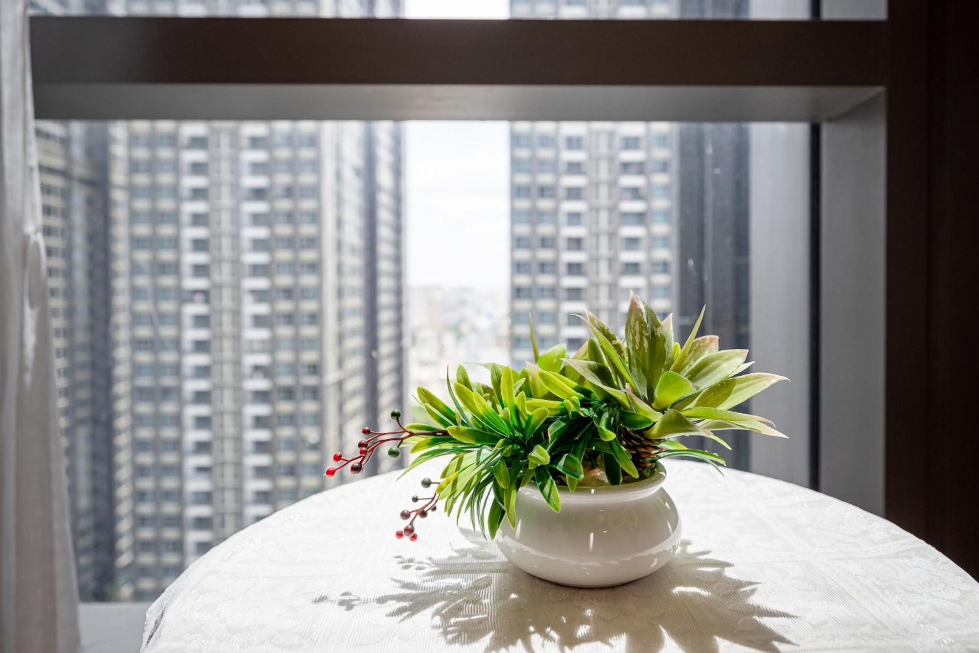 Urban Heights Rentals Landmark 81 Ho Şi Min Exterior foto