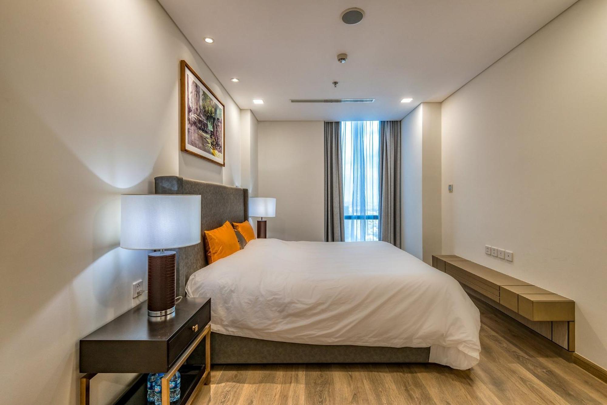 Urban Heights Rentals Landmark 81 Ho Şi Min Exterior foto