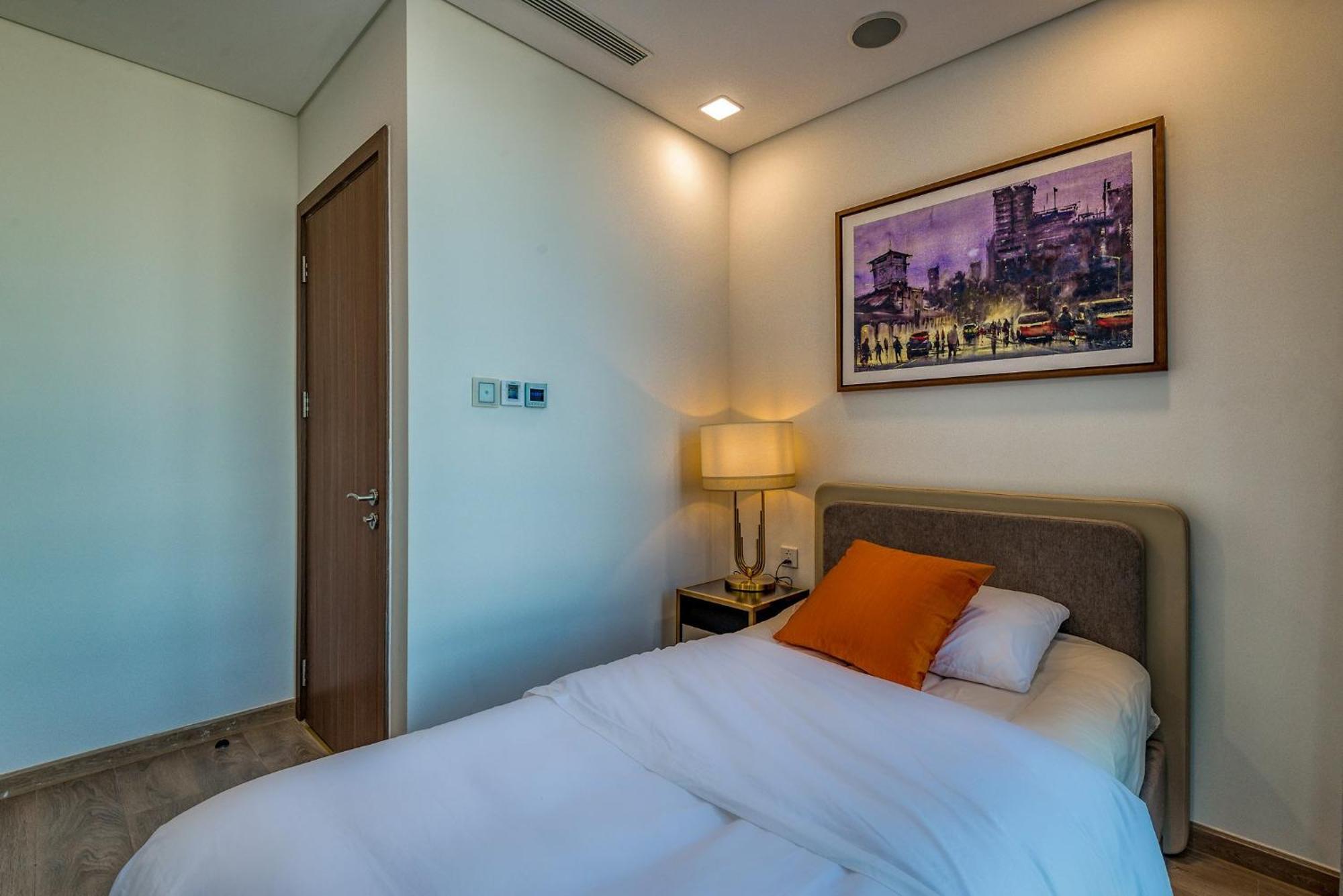 Urban Heights Rentals Landmark 81 Ho Şi Min Exterior foto